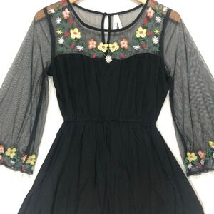 True Destiny Black‎ Sheer Mesh Embroidered Floral Bell Sleeve Dress Size S